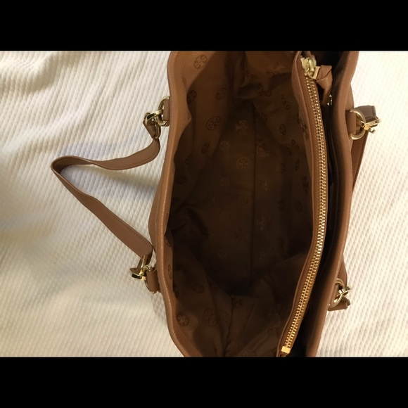 Tory Burch Tote - Picture 4 of 8